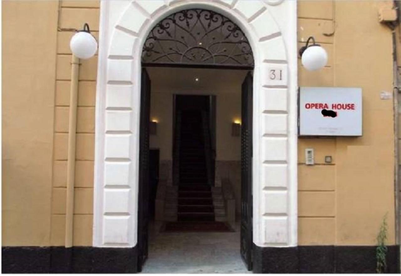 Opera House Guest, Roma Centro Storico Hotel Luaran gambar